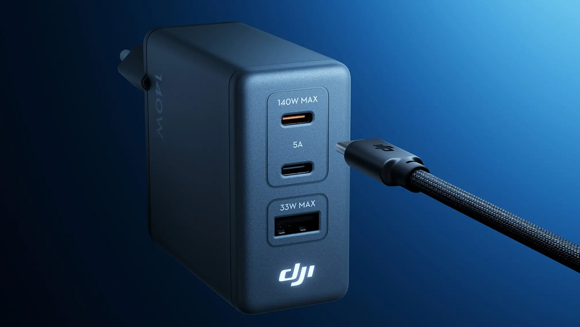 DJI Power 140W GaN Charger