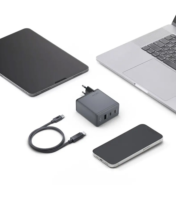 DJI Power 140W GaN Charger